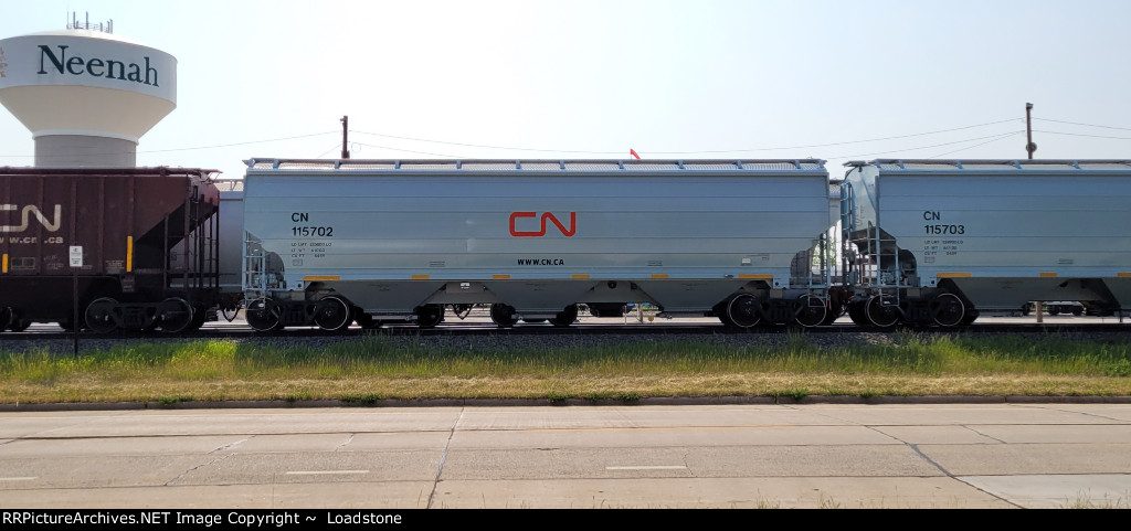 CN 115702